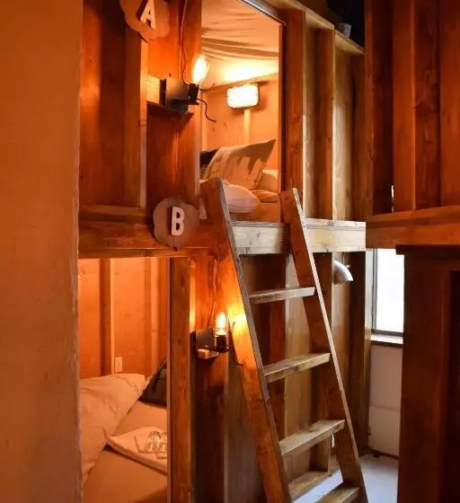 Majatalo Guesthouse Azito