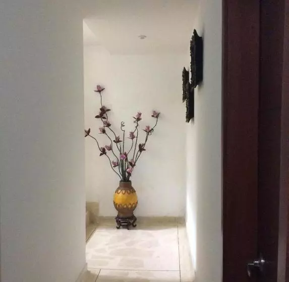 پانسیون Hostal El Recreo