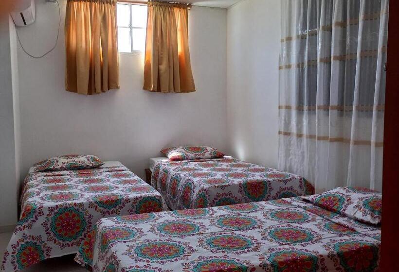 پانسیون Hostal El Recreo