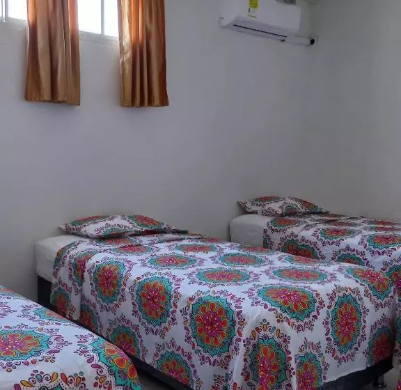 پانسیون Hostal El Recreo