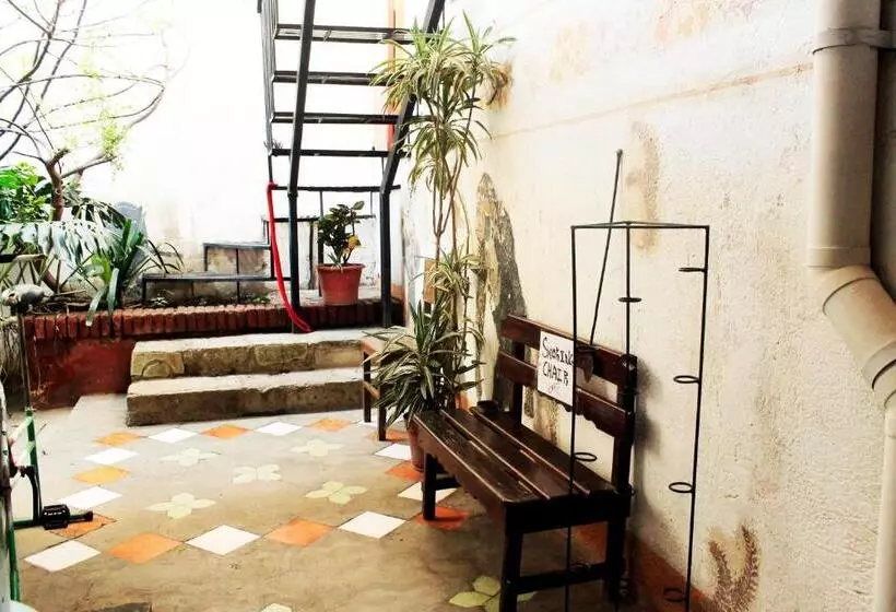 پانسیون Hostal Luz De Luna Nuyoo