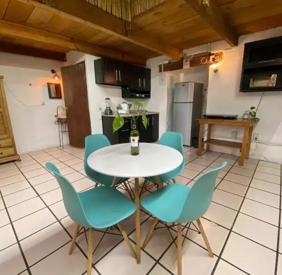 پانسیون Hostal Luz De Luna Nuyoo