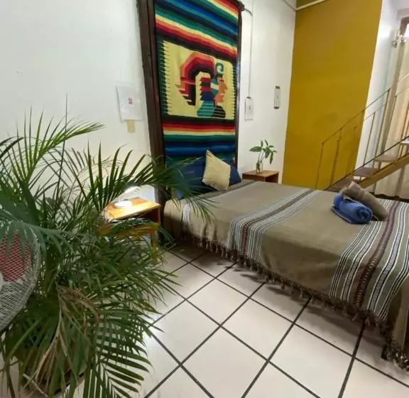 پانسیون Hostal Luz De Luna Nuyoo