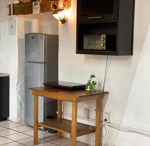 پانسیون Hostal Luz De Luna Nuyoo