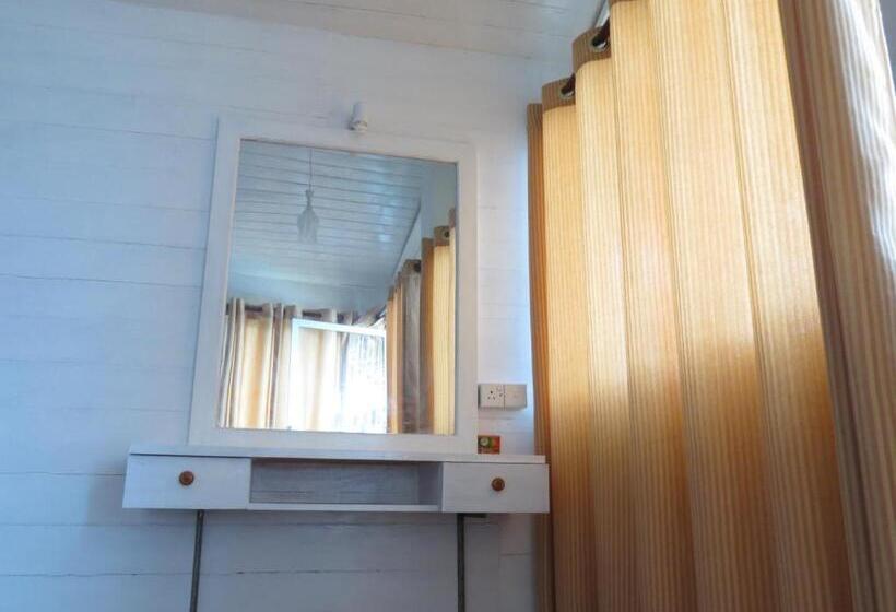 膳宿费 Why Not Guest House