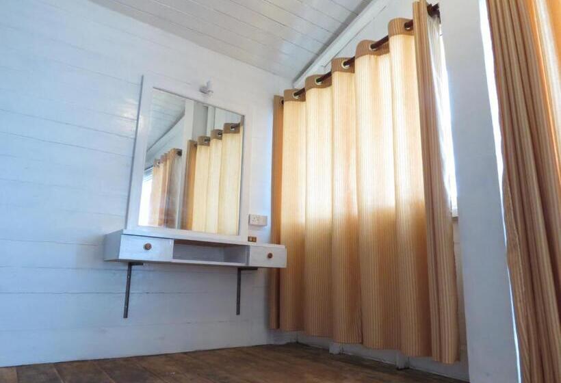 ペンション Why Not Guest House