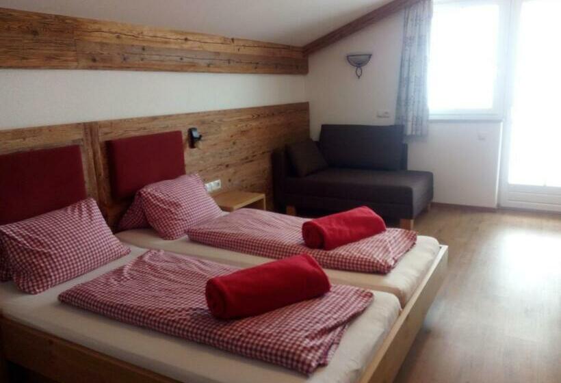 בית מלון כפרי Gsenghof