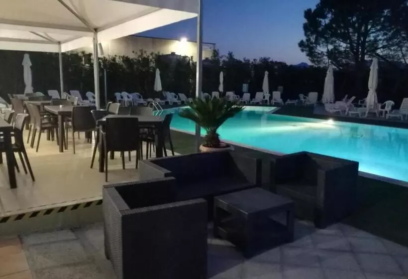 ペンション Posto Nove Country House