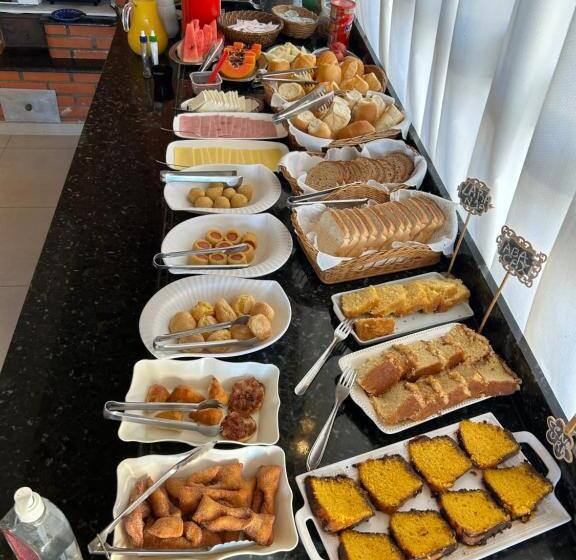 פנסיון Pousada Rosália