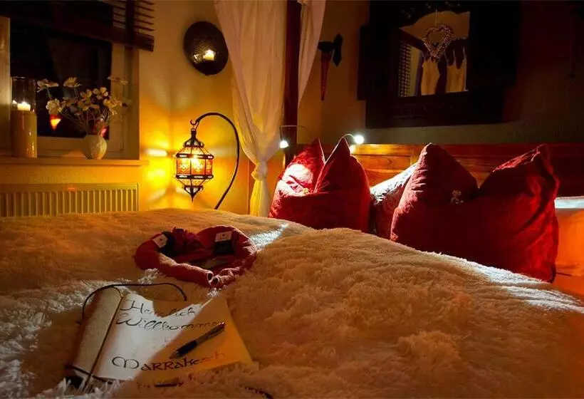 Majatalo Whirlpool Suite Marrakesch Lounge