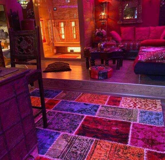 펜션 Whirlpool Suite Marrakesch Lounge