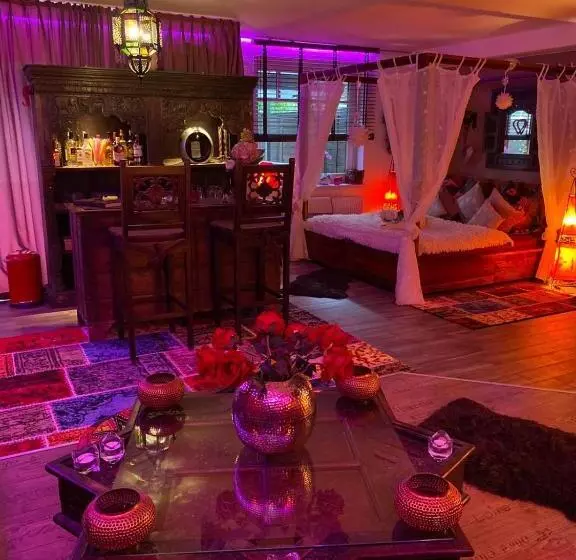 Majatalo Whirlpool Suite Marrakesch Lounge