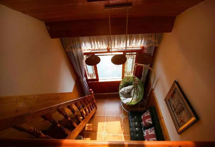 ペンション Fenghuang Memory Linjiang Inn