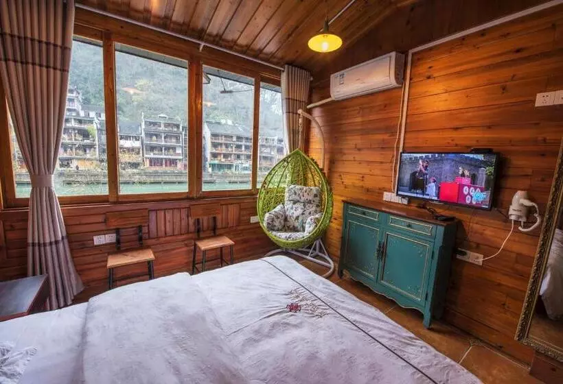 ペンション Fenghuang Memory Linjiang Inn