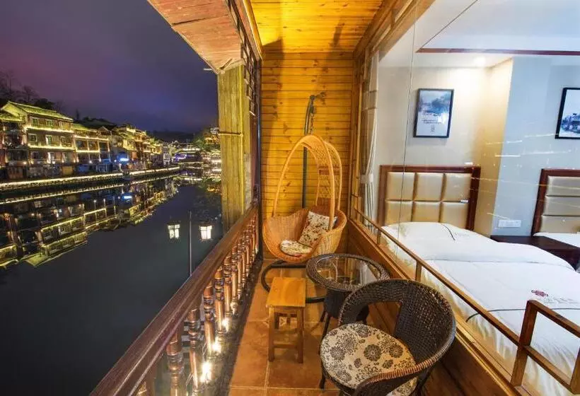 ペンション Fenghuang Memory Linjiang Inn