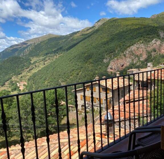 Пансион Hostal Alt Llobregat