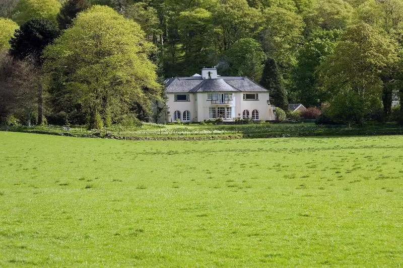 ペンション Melfort House