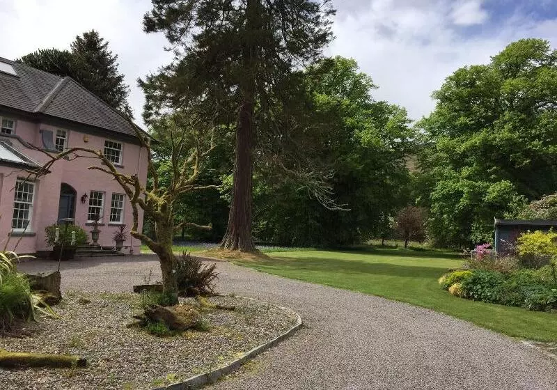 ペンション Melfort House