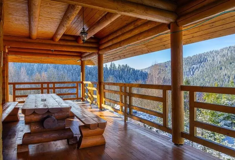 ペンション Villa Alpiyka