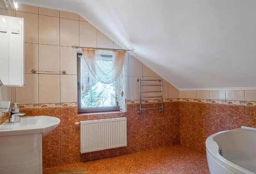 ペンション Villa Alpiyka