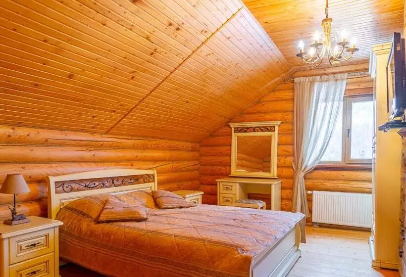 ペンション Villa Alpiyka