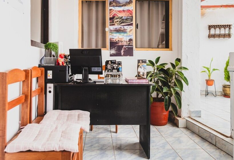 هاستل Old Town Cusco