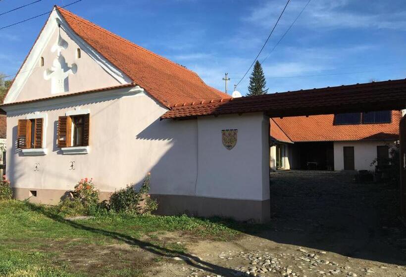 هتل Casa Saseasca