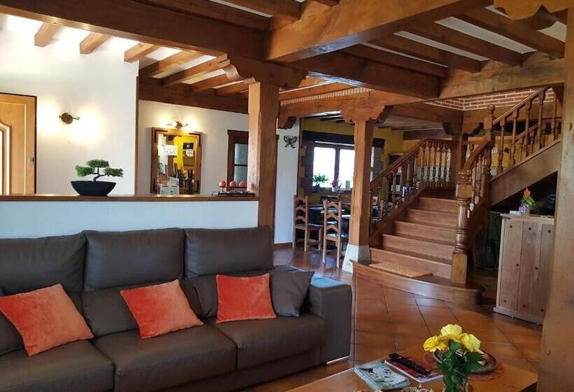 Majatalo Posada La Fabula