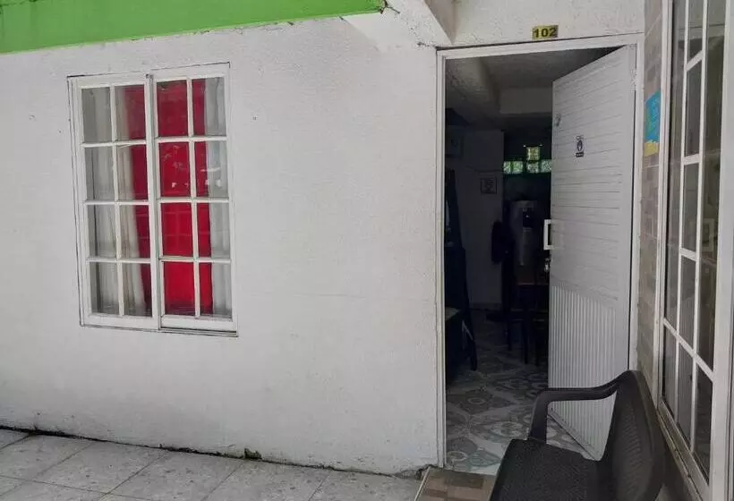 Retkeilymaja Posada For Living