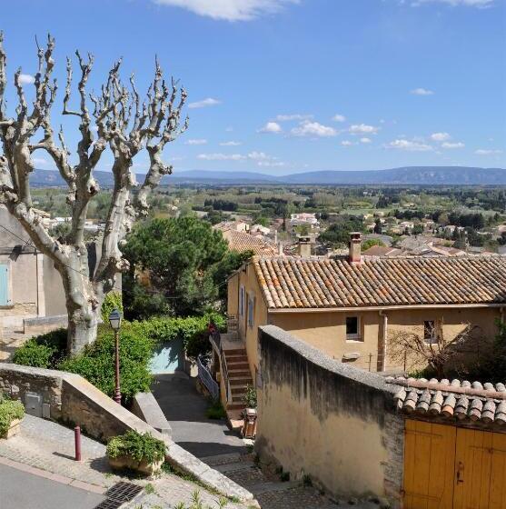 مبيت وإفطار Le Petit Chateau