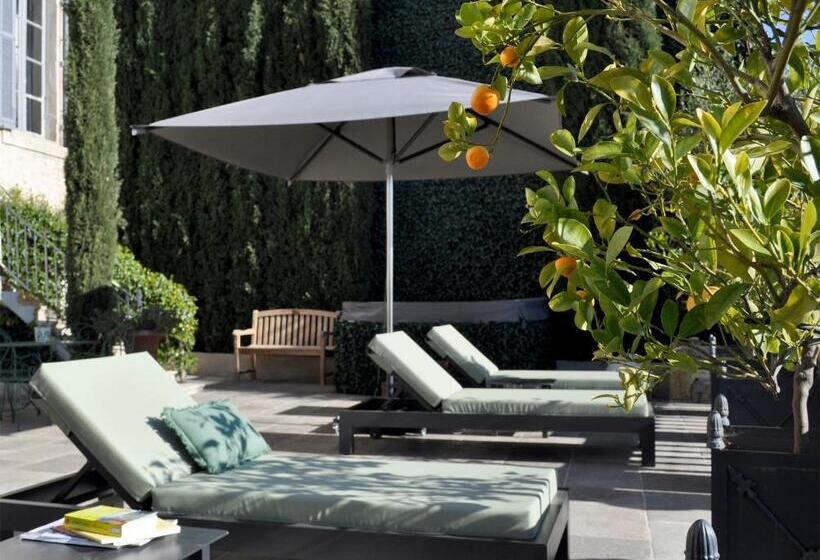 مبيت وإفطار Le Petit Chateau