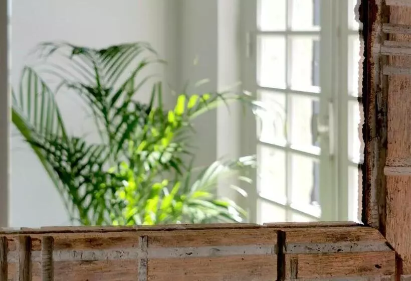 ベッドアンドブレックファースト Le Petit Chateau