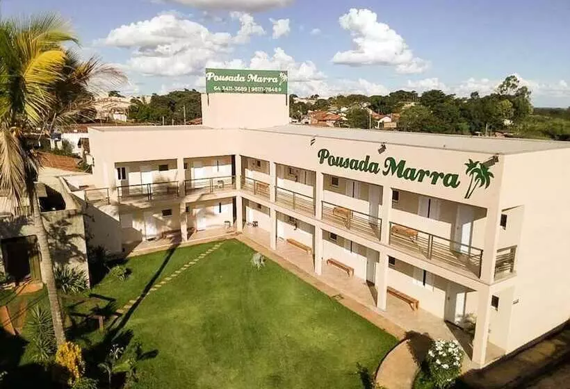 ペンション Pousada Marra