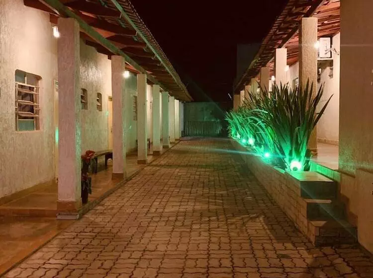 ペンション Pousada Marra