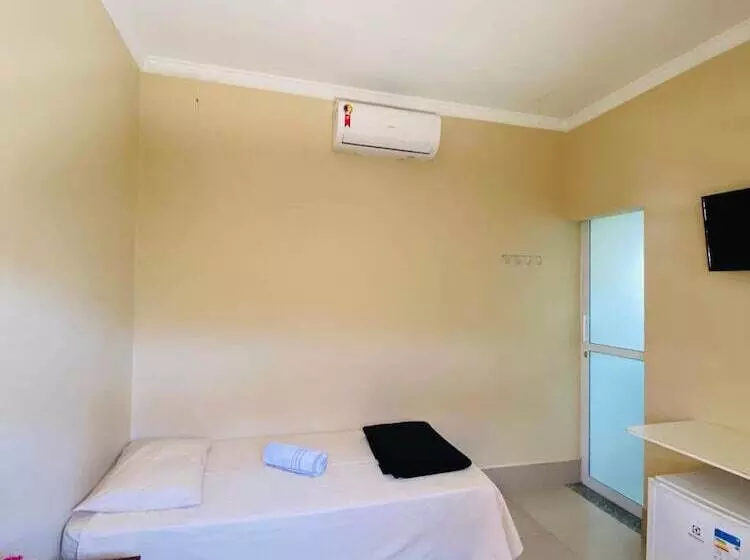 ペンション Pousada Marra