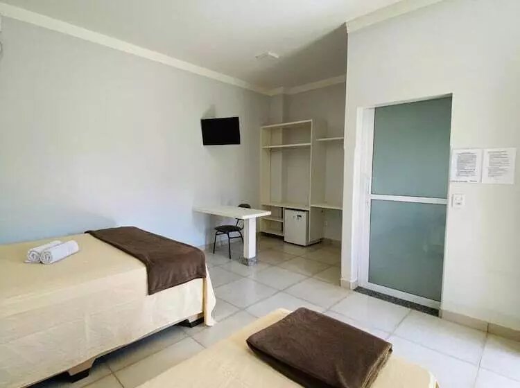 ペンション Pousada Marra