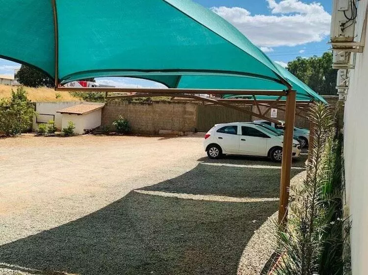 ペンション Pousada Marra