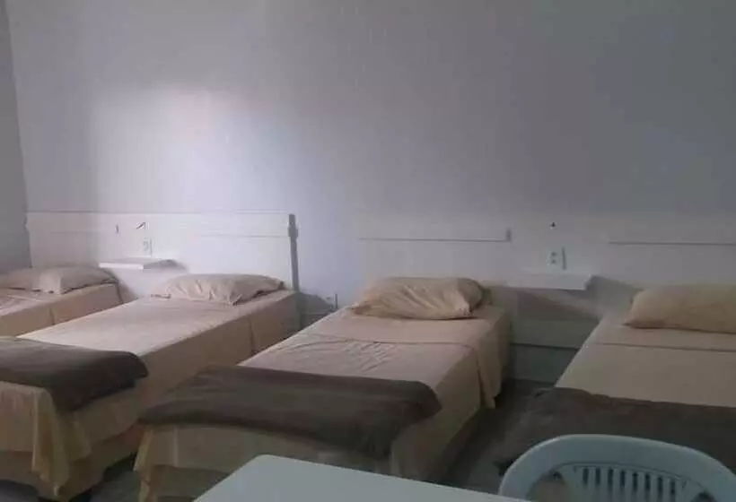 ペンション Pousada Marra