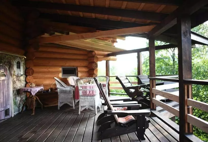 ペンション Sadyba Pogar