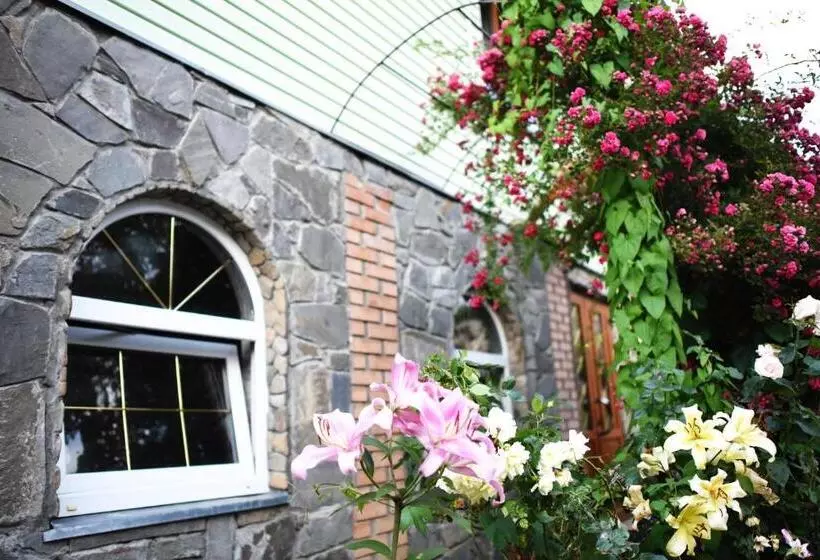 ペンション Sadyba Pogar