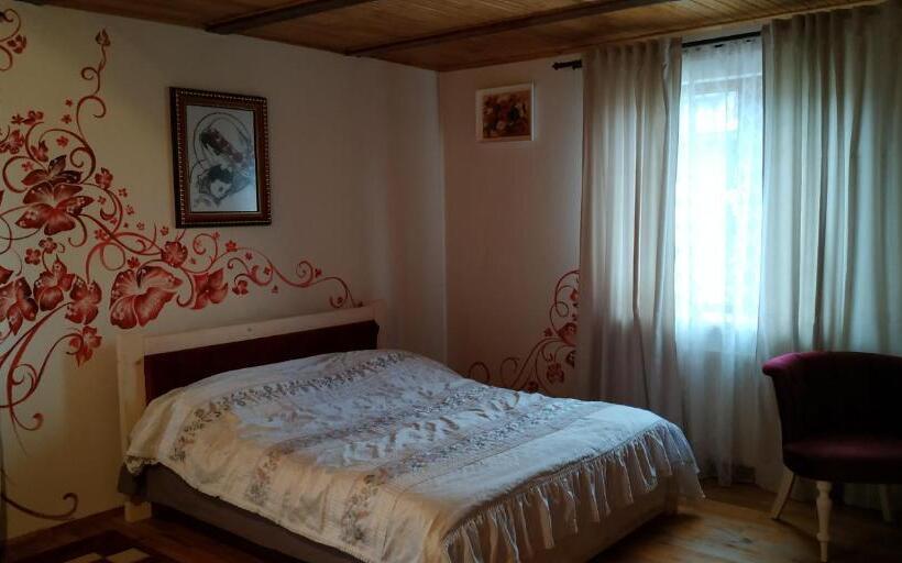 Pensió Sadyba Pogar