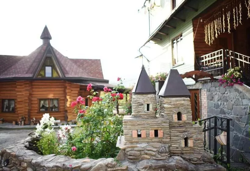 ペンション Sadyba Pogar