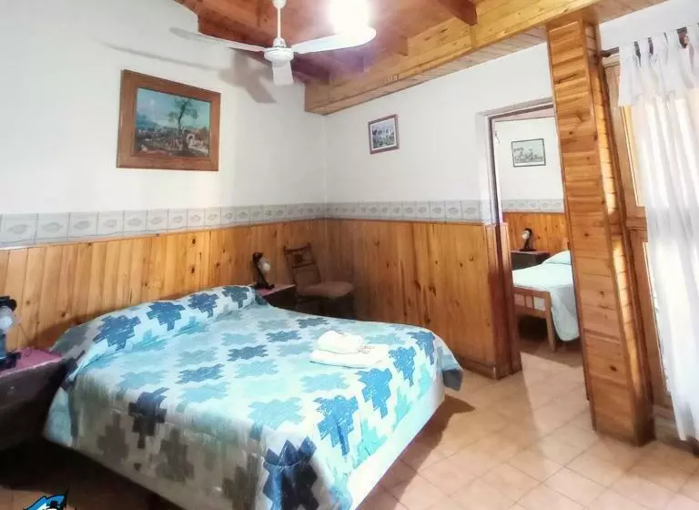 Retkeilymaja Don Romulo