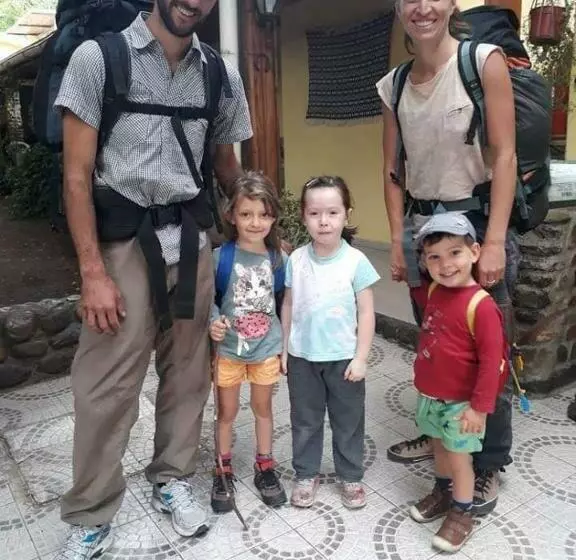 Retkeilymaja Don Romulo