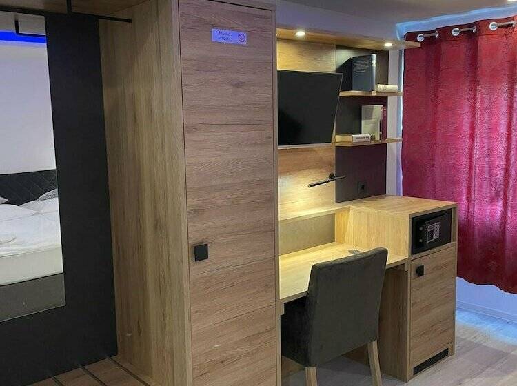 호텔 & Restaurant Bella Italia