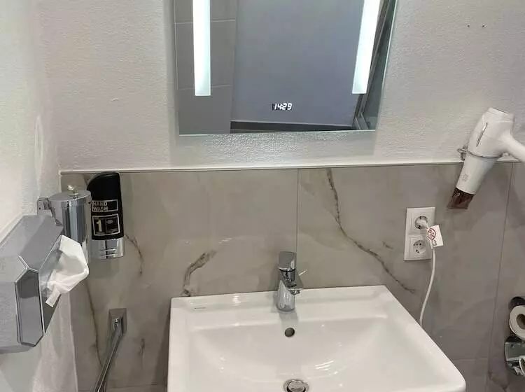 Hotelli & Restaurant Bella Italia