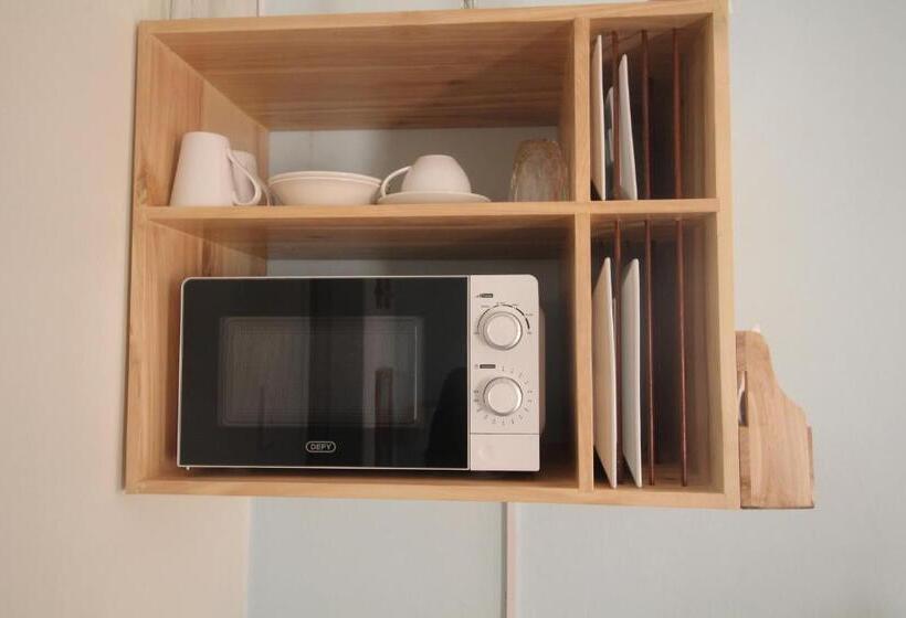 بنسيون Colesview Guest House