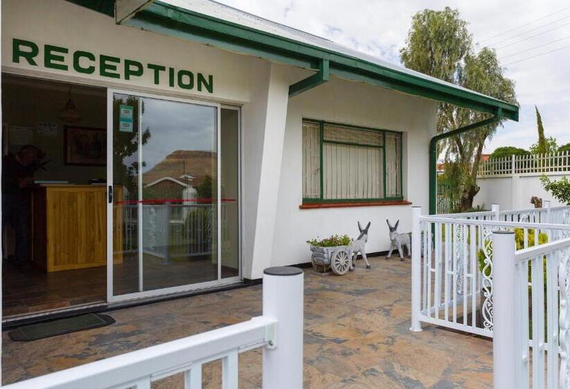 بنسيون Colesview Guest House