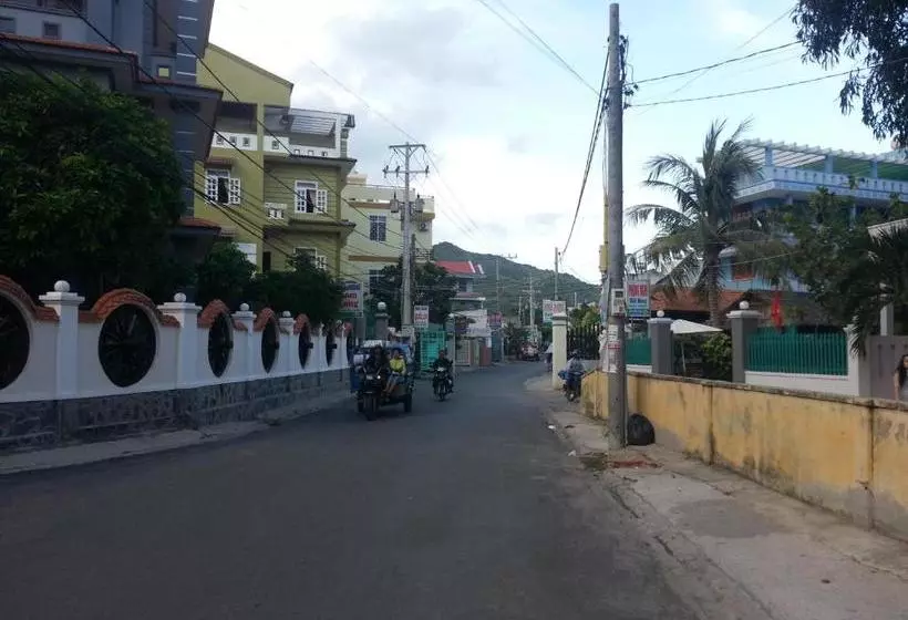 ペンション Hoang Oanh Motel