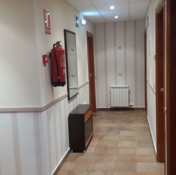 פנסיון Hostal Venecia Ii